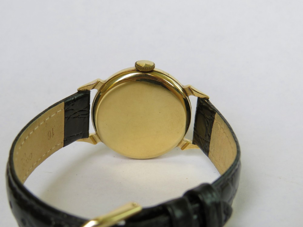 Gents 1940s Smiths wrist watch for Thomas Russell View III