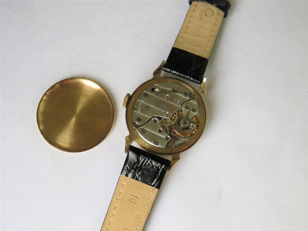 Gents 1940s Smiths wrist watch for Thomas Russell View V