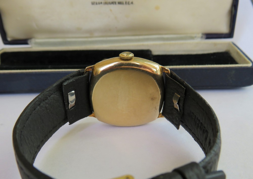 Boxed 9ct gold J W Benson wrist watch, 1930 View VI