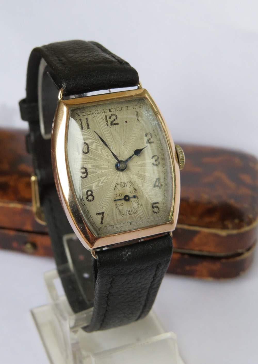 9ct gold gents Record wrist watch, 1937 View II