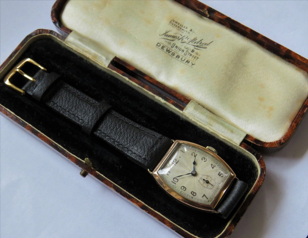 9ct gold gents Record wrist watch, 1937 View V