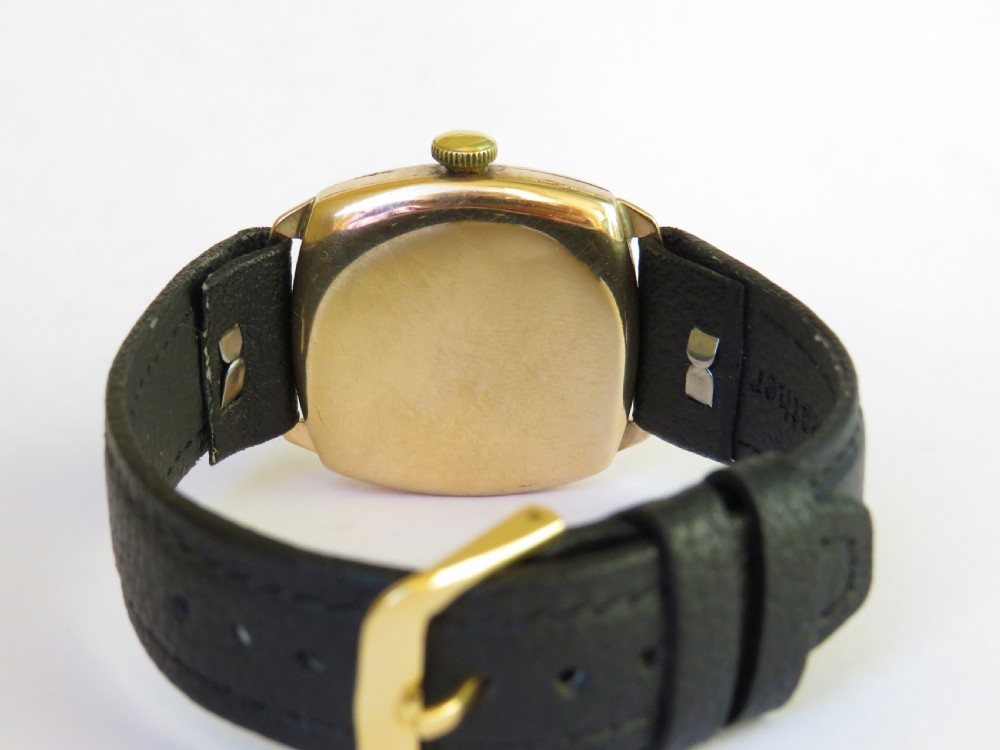 Gents 9ct gold Waltham wrist watch, 1931 View III