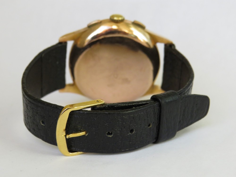 Gents 1950s 18ct gold chronograph wristwatch View IV