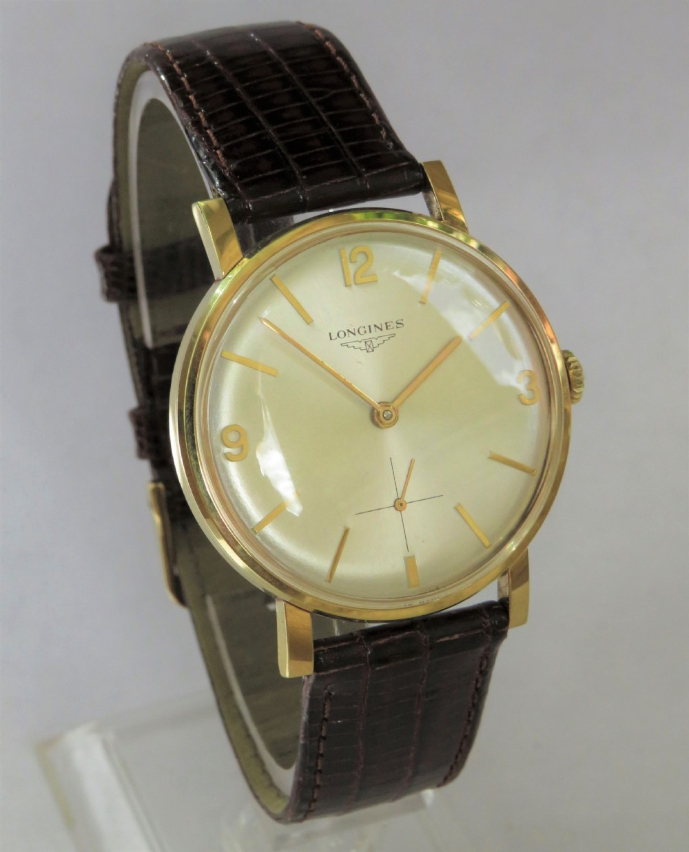 Gents 1967 Longines wristwatch in super condition View II