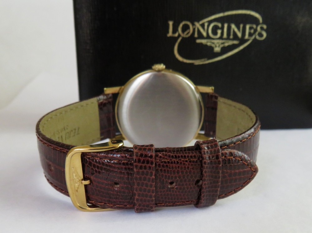 Gents 1967 Longines wristwatch in super condition View IV