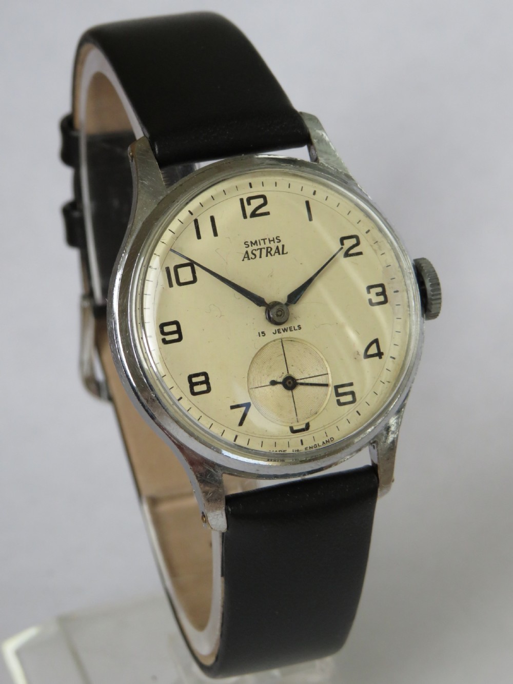 Gents early 1960s Smiths Astral wristwatch View II