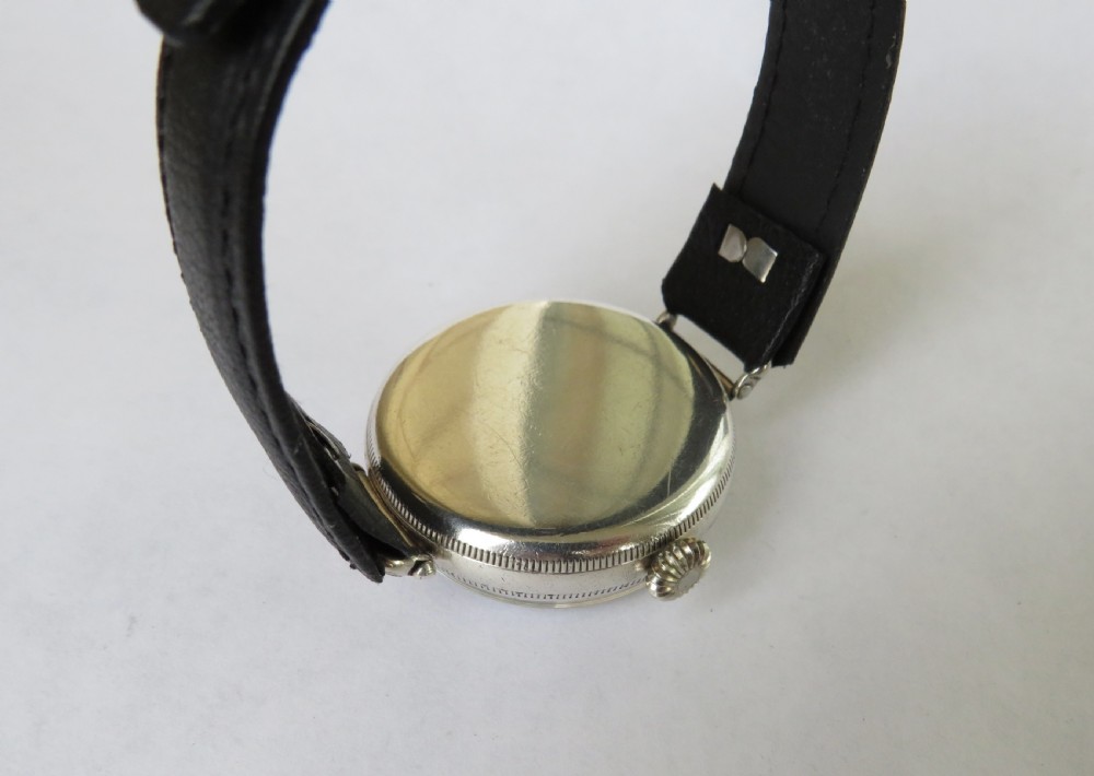 Gents 1924 silver Longines wristwatch View V