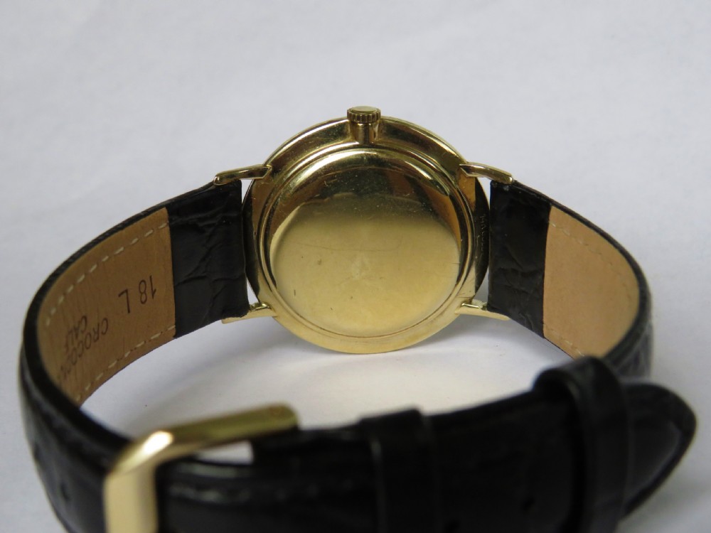 Gents 1956 Longines 14ct gold wristwatch View III