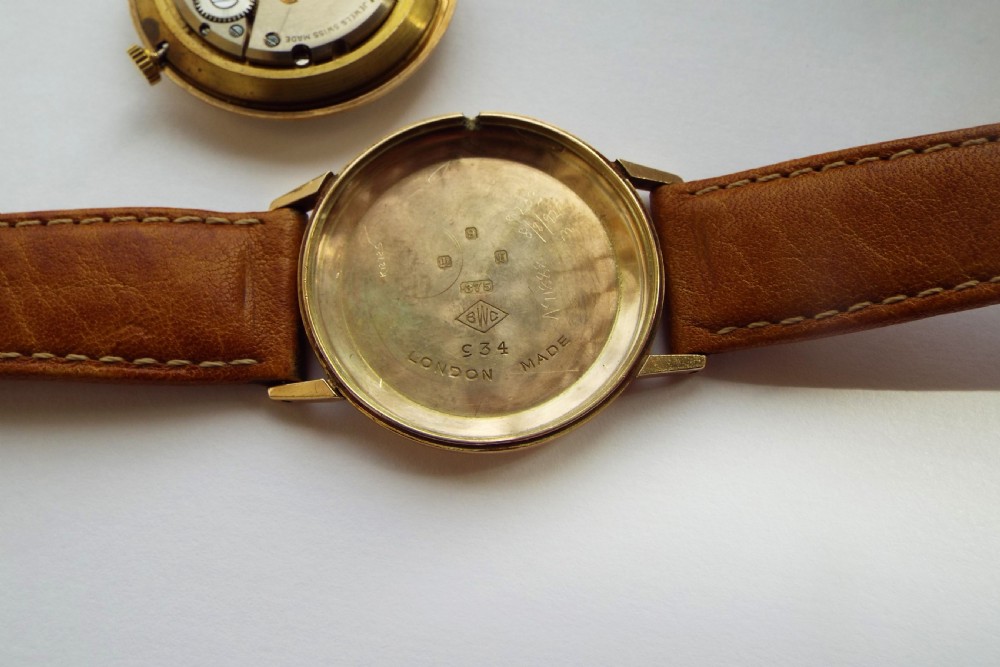 Gents 9ct gold Buren wrist watch, 1966 View III