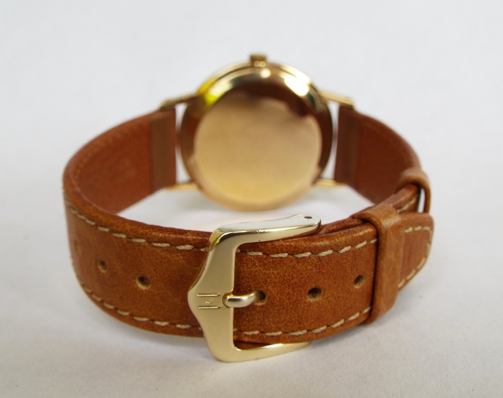 Gents 9ct gold Buren wrist watch, 1966 View VI