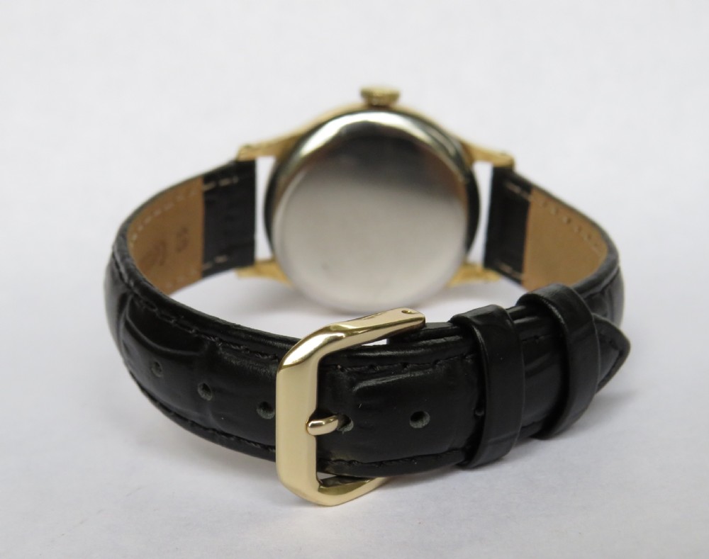 Gents Smiths De Luxe wristwatch, c1958 View V