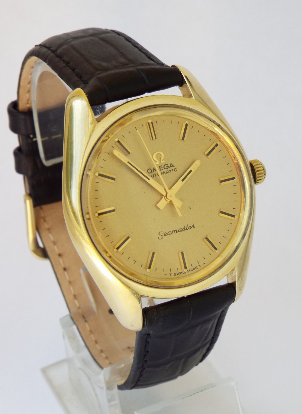 Gents Omega Seamaster automatic wrist watch, 1969 View II
