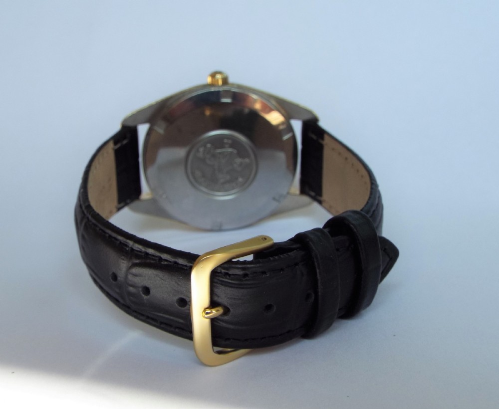 Gents Omega Seamaster automatic wrist watch, 1969 View V