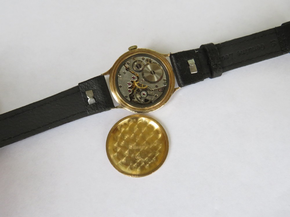 Gents 9ct gold Avia wrist watch, 1945 View V
