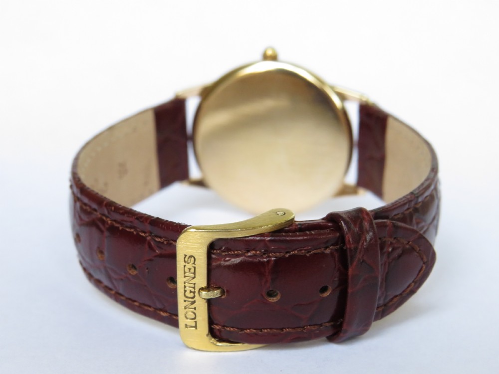 Gents 9ct gold Longines wrist watch, 1965 View V