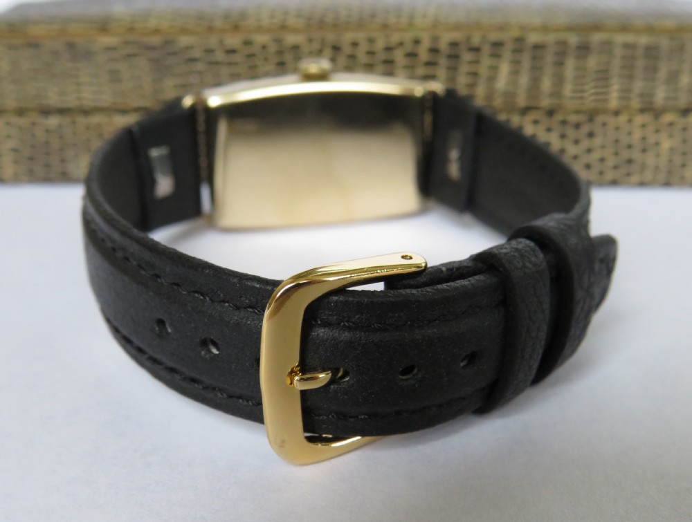 Gents boxed 9ct gold wristwatch from J W Benson View VI