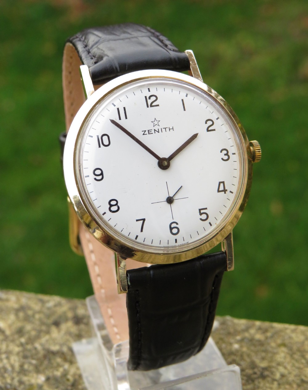 Gents 9ct gold Zenith wrist watch, 1968 View II