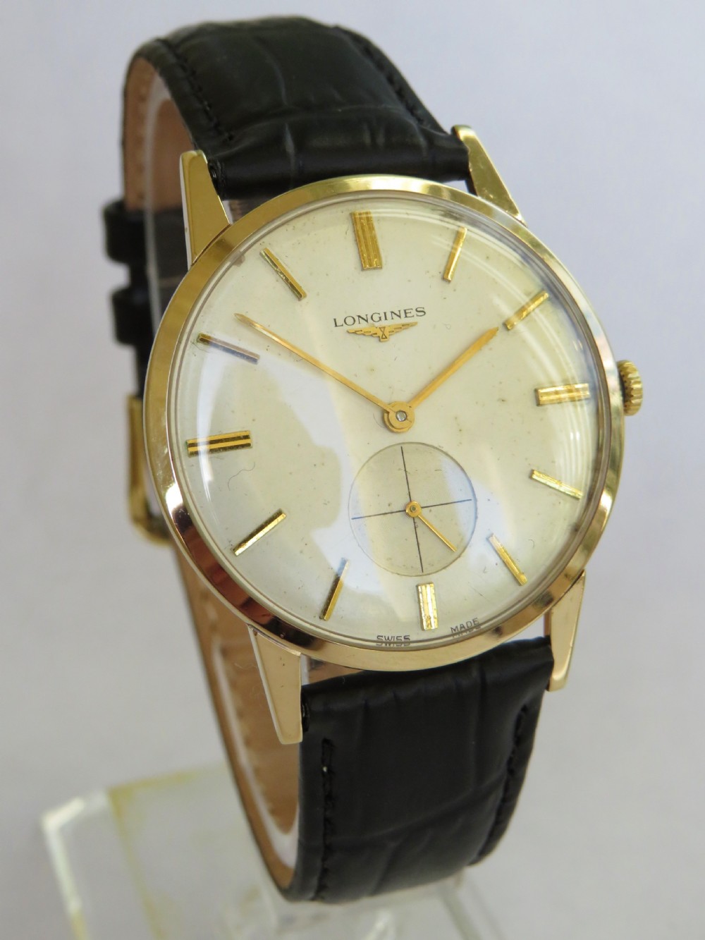 Gents 9ct gold Longines wrist watch, 1966 View II