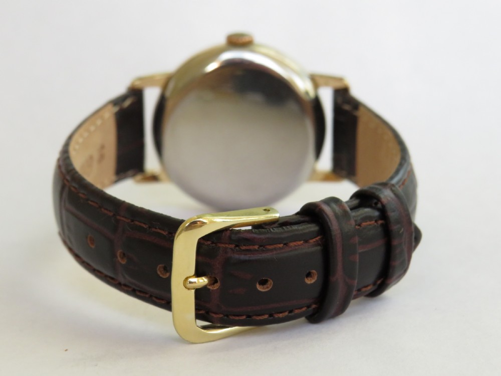 Gents late 1950s Smiths De Luxe wrist watch View IV