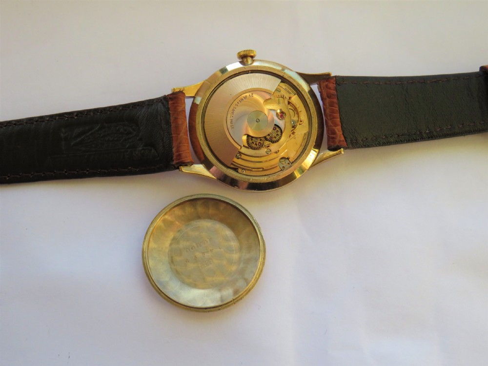 Gents boxed 9ct gold Garrard wrist watch View VI