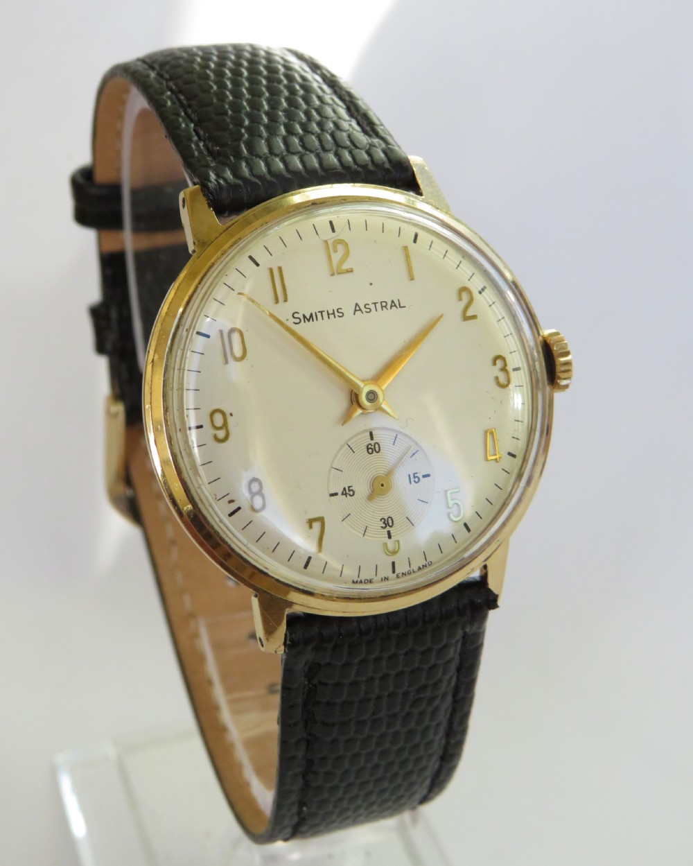 Gents 1960s Smiths Astral wrist watch View II