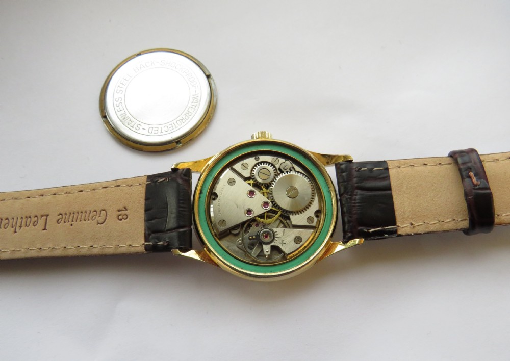 Gents boxed 1950s Kered wrist watch View III