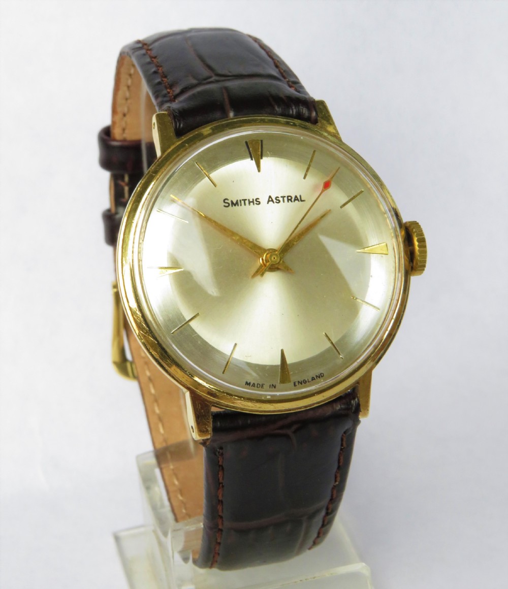 Gents 1960s Smiths Astral wrist watch, made in England View II