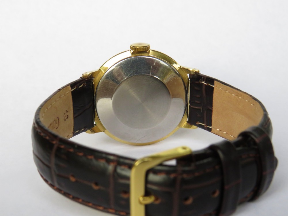 Gents 1960s Smiths Astral wrist watch, made in England View IV