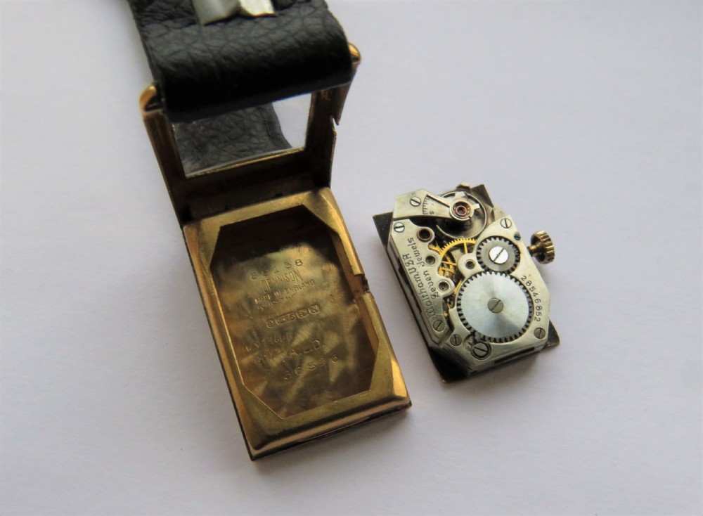 Mid-size 9ct gold Waltham wrist watch, 1934 View V