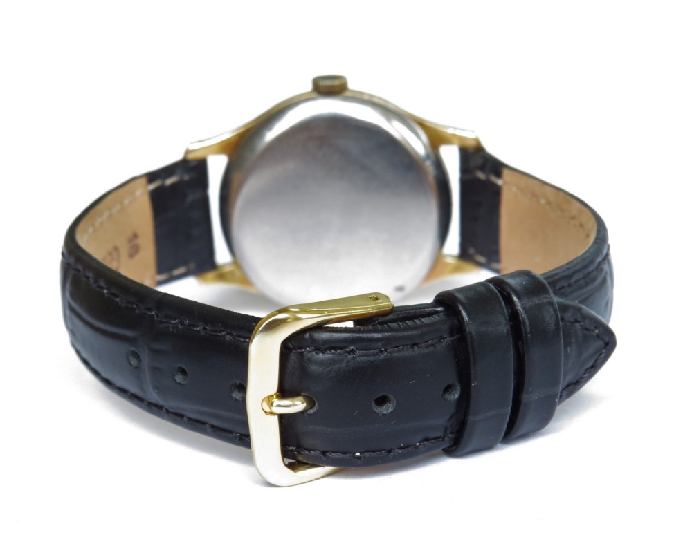 Gents 1950s Smiths De Luxe wristwatch View IV