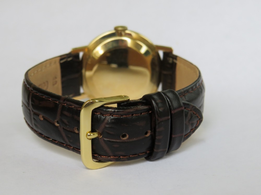 Gents 9ct gold Smiths Astral wrist watch, 1956 View IV