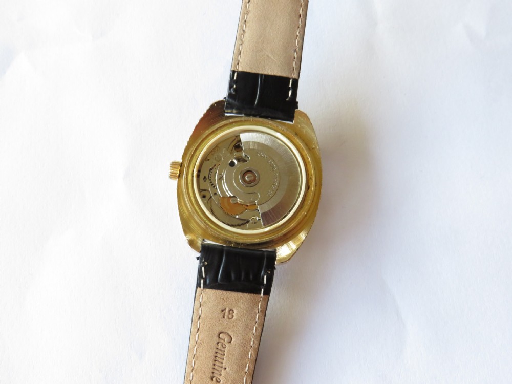 Gents boxed wrist watch from Garrard View VI