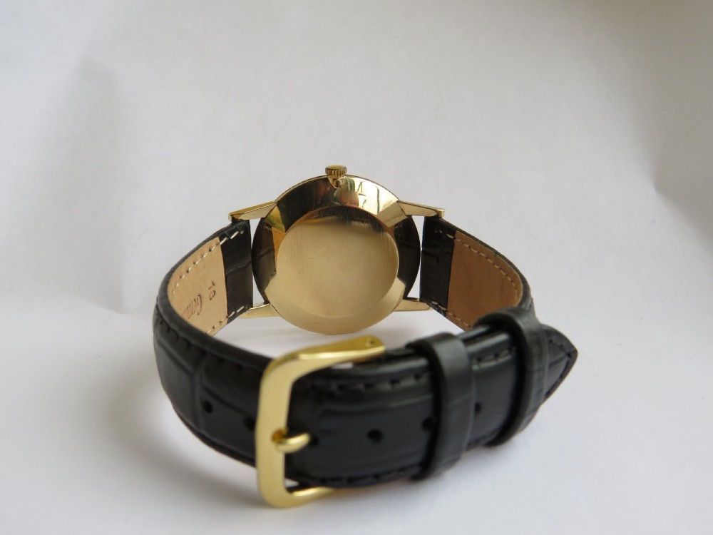 Gents 9 carat gold Accurist Shockmaster wrist watch, 1963 View V