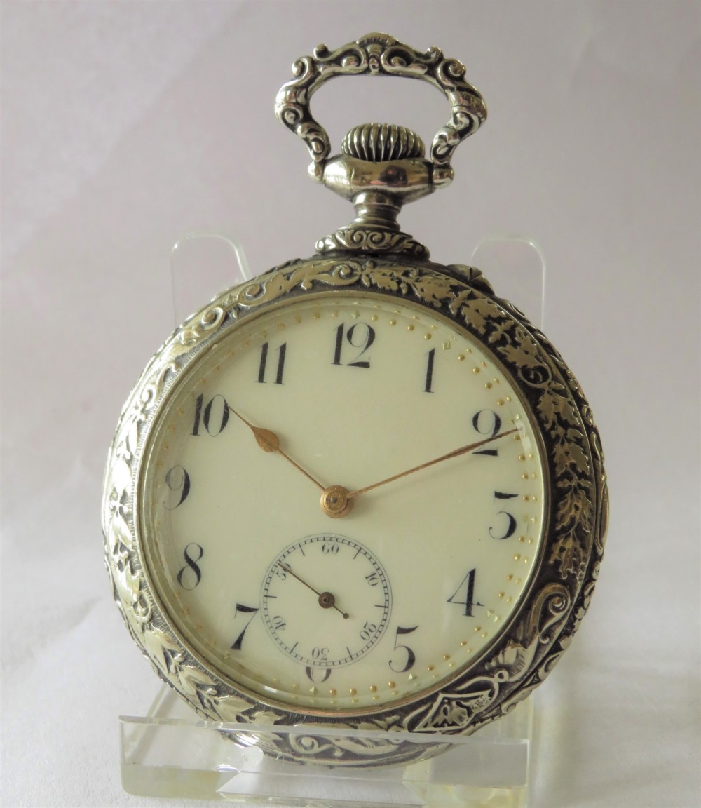 Antique pocket watch, pre-raphaelite design View II
