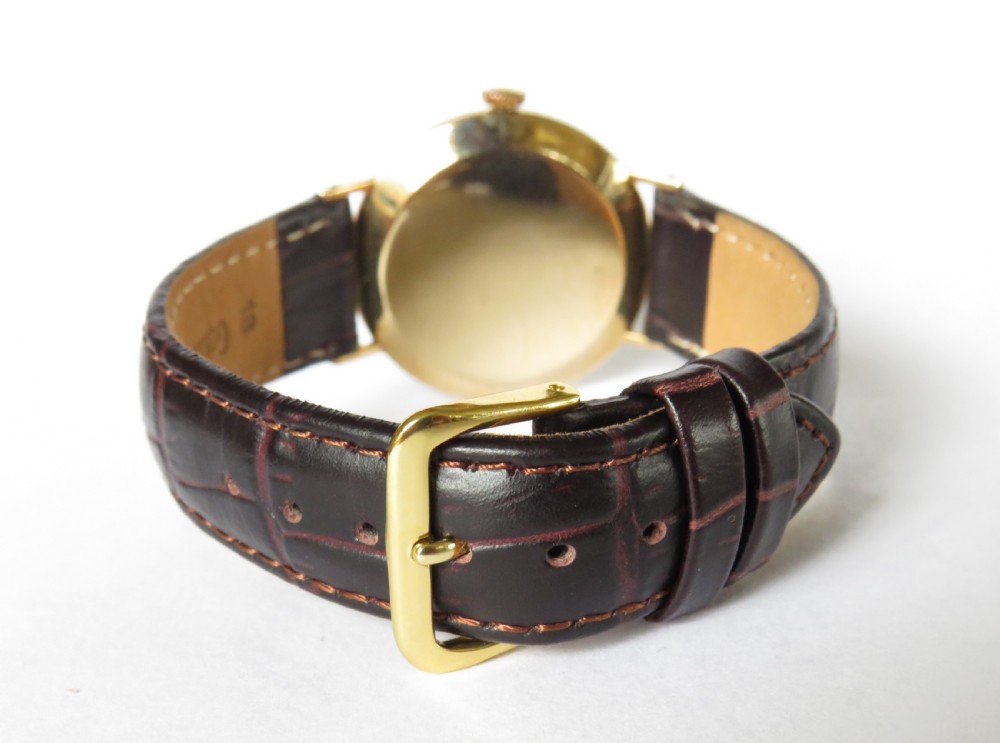 Gents 9ct gold Excalibur wrist watch, 1969 View IV