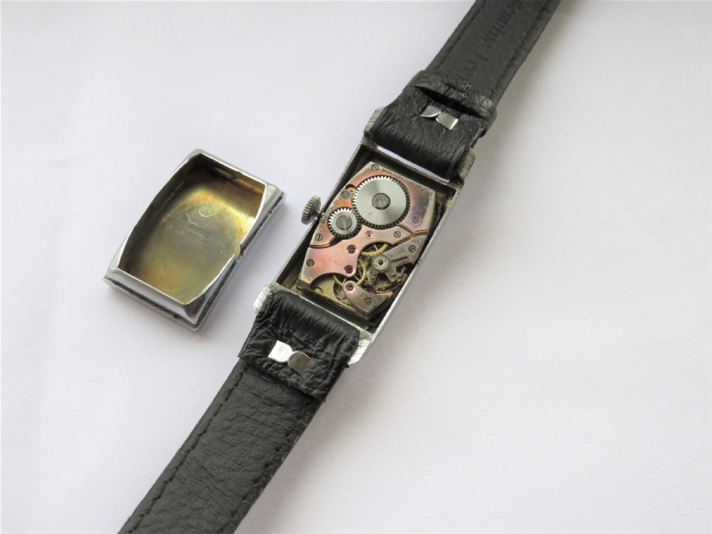 1930s Helvetia doctor's watch View V