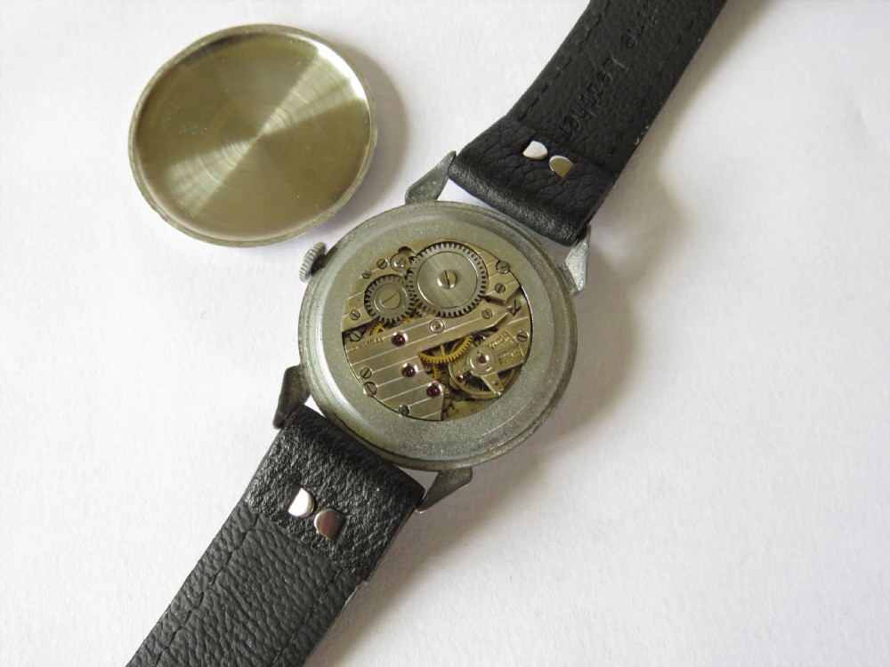 Gents 1940s Tuvina wrist watch by Charles Roth, Artis View III