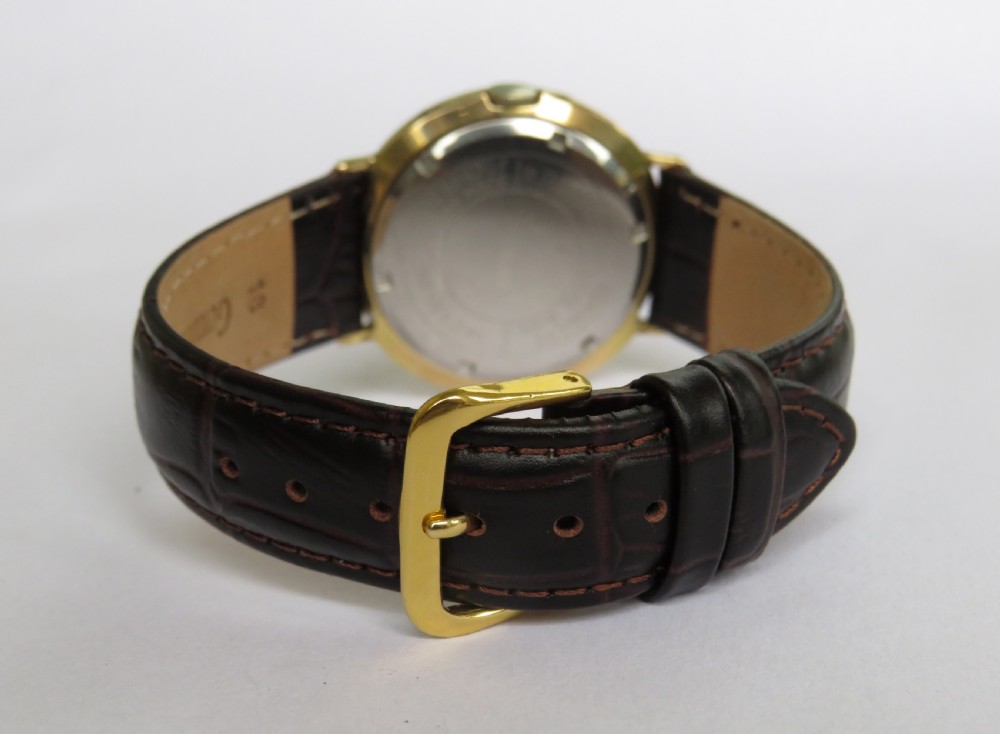 Gents 1950s boxed Roamer wrist watch View VI
