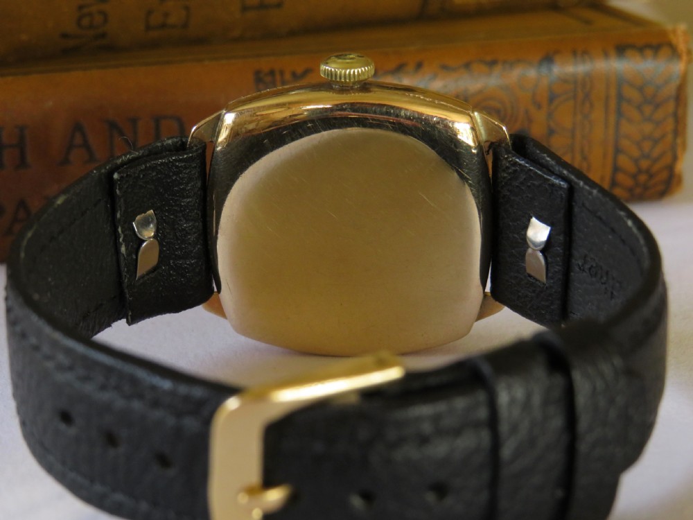Gents 1935 9ct gold Waltham wrist watch View III