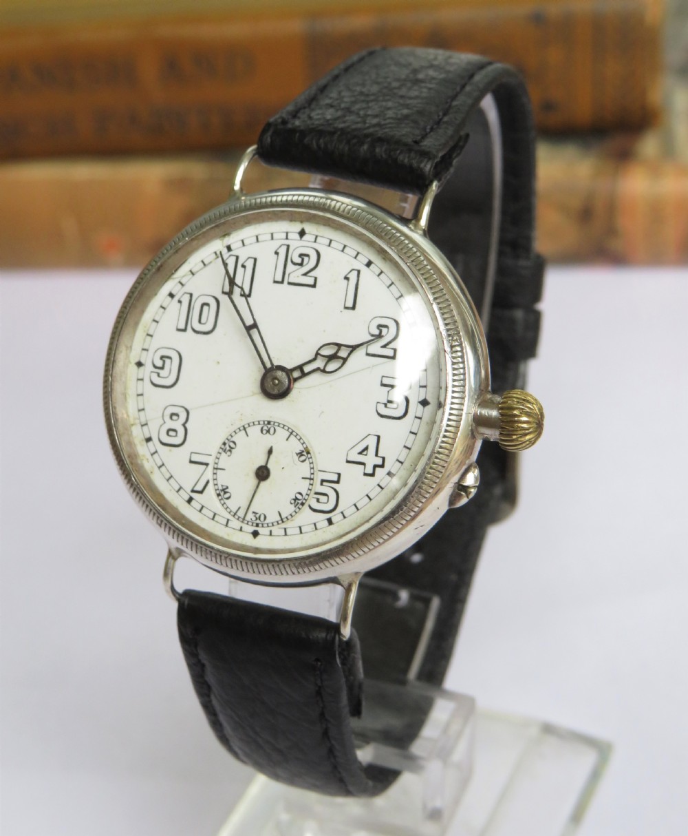 Gents 1914 silver Electa trench watch