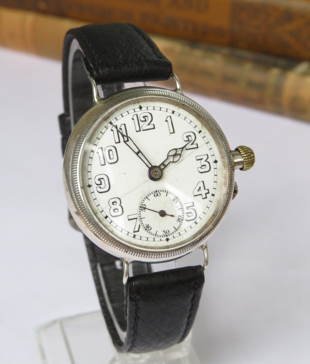 Gents 1914 silver Electa trench watch View II