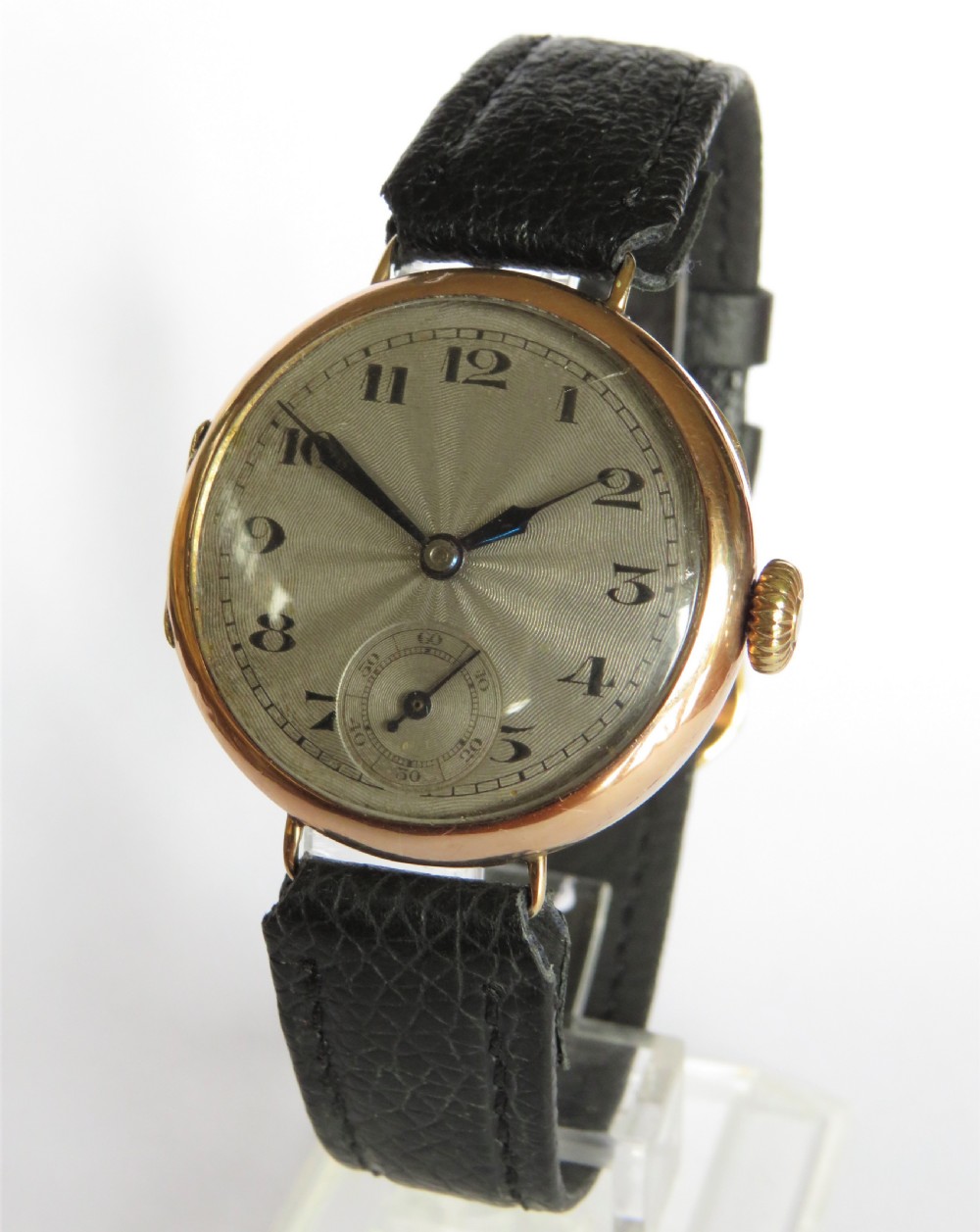 Gents 9ct gold wrist watch, 1926 View II