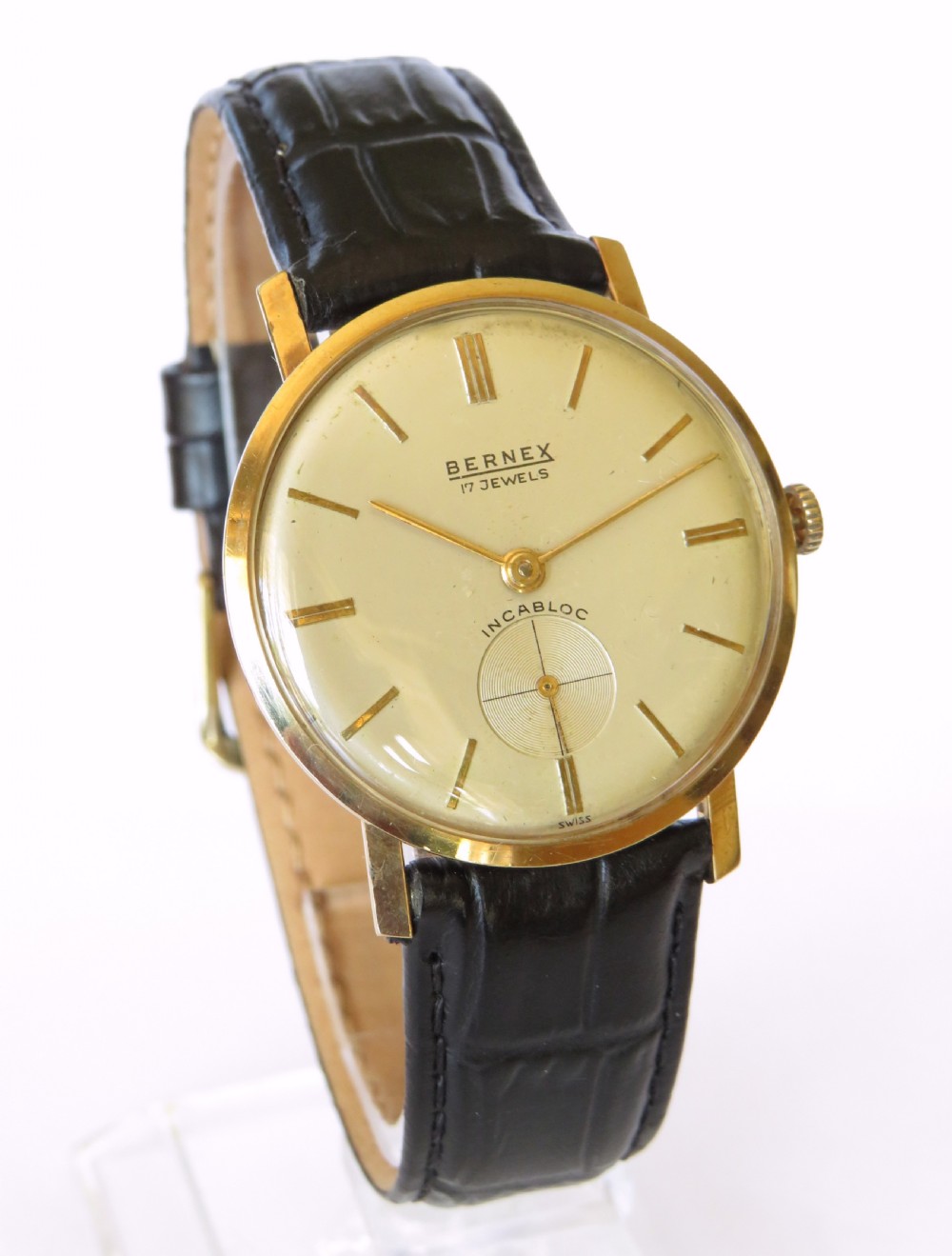 Gents 9ct gold Bernex wrist watch, 1965 View II