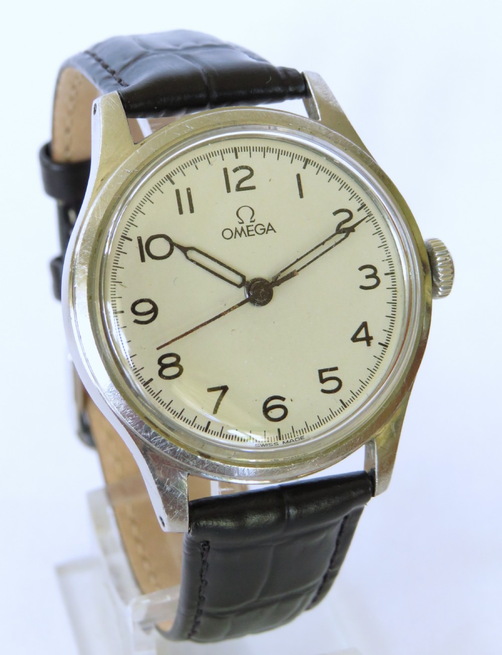 Gents Omega 30T2 wrist watch, c1945 View II