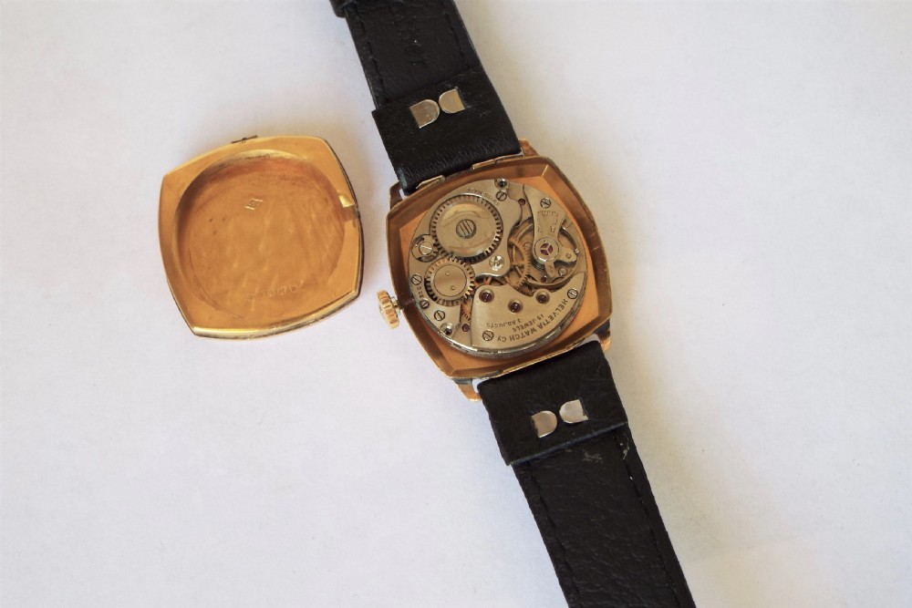 Mid-size Helvetia 9ct rose gold wrist watch, 1943 View III