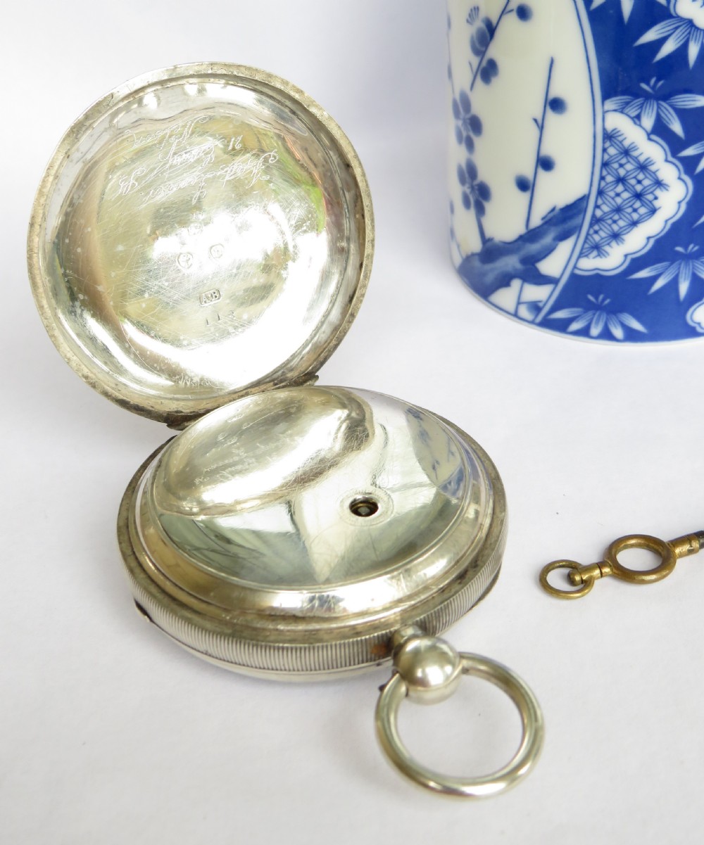 Antique Waltham pocket watch with history View V