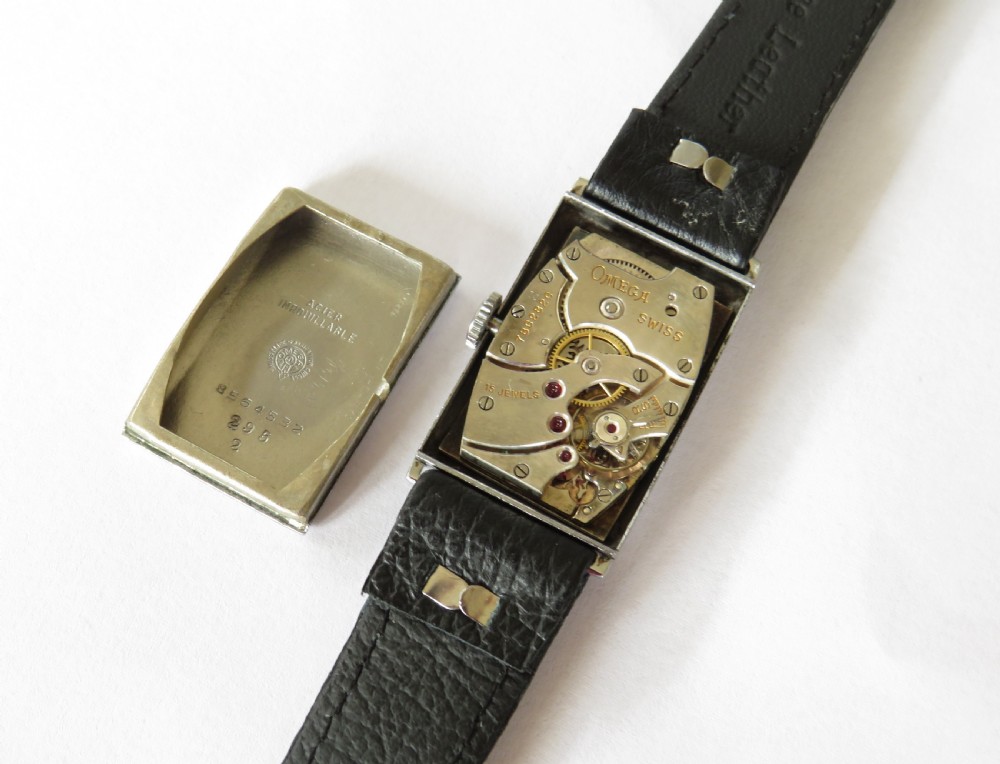 Gents 1930s Omega 20F wrist watch View III