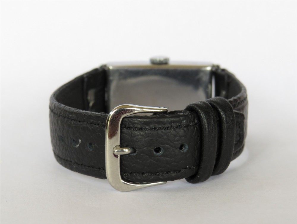 Gents 1930s Omega 20F wrist watch View IV