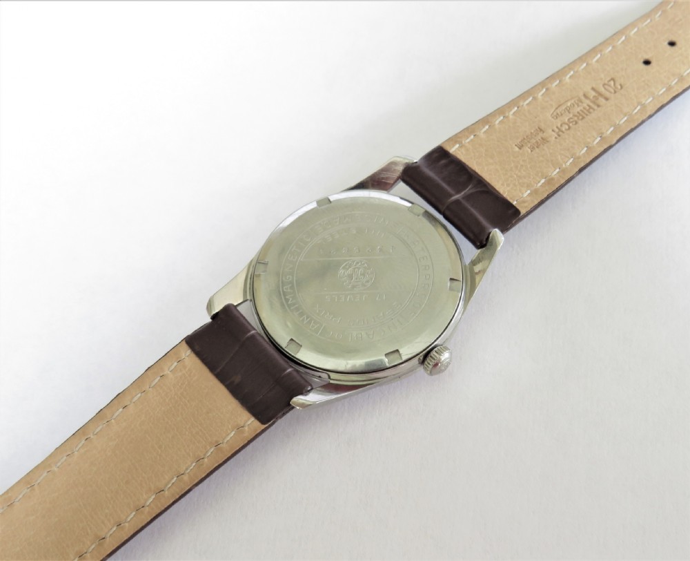 Gents 1950s Moeris Skyrouter wrist watch View IV