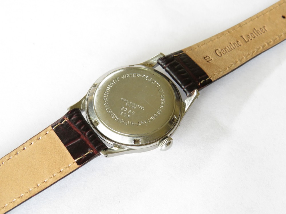 Gents 1950s Mondia wrist watch with power reserve indicator View IV